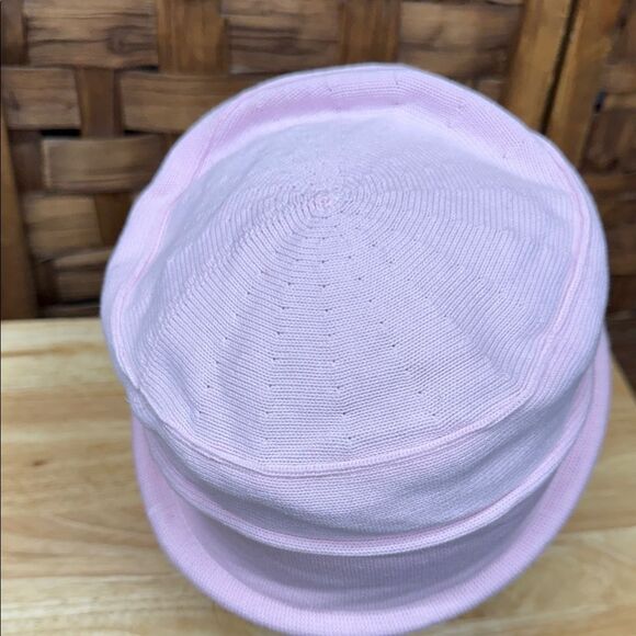 Vintage Elegant Pink Women's Hat with Floral Detail - Picture 3 of 5